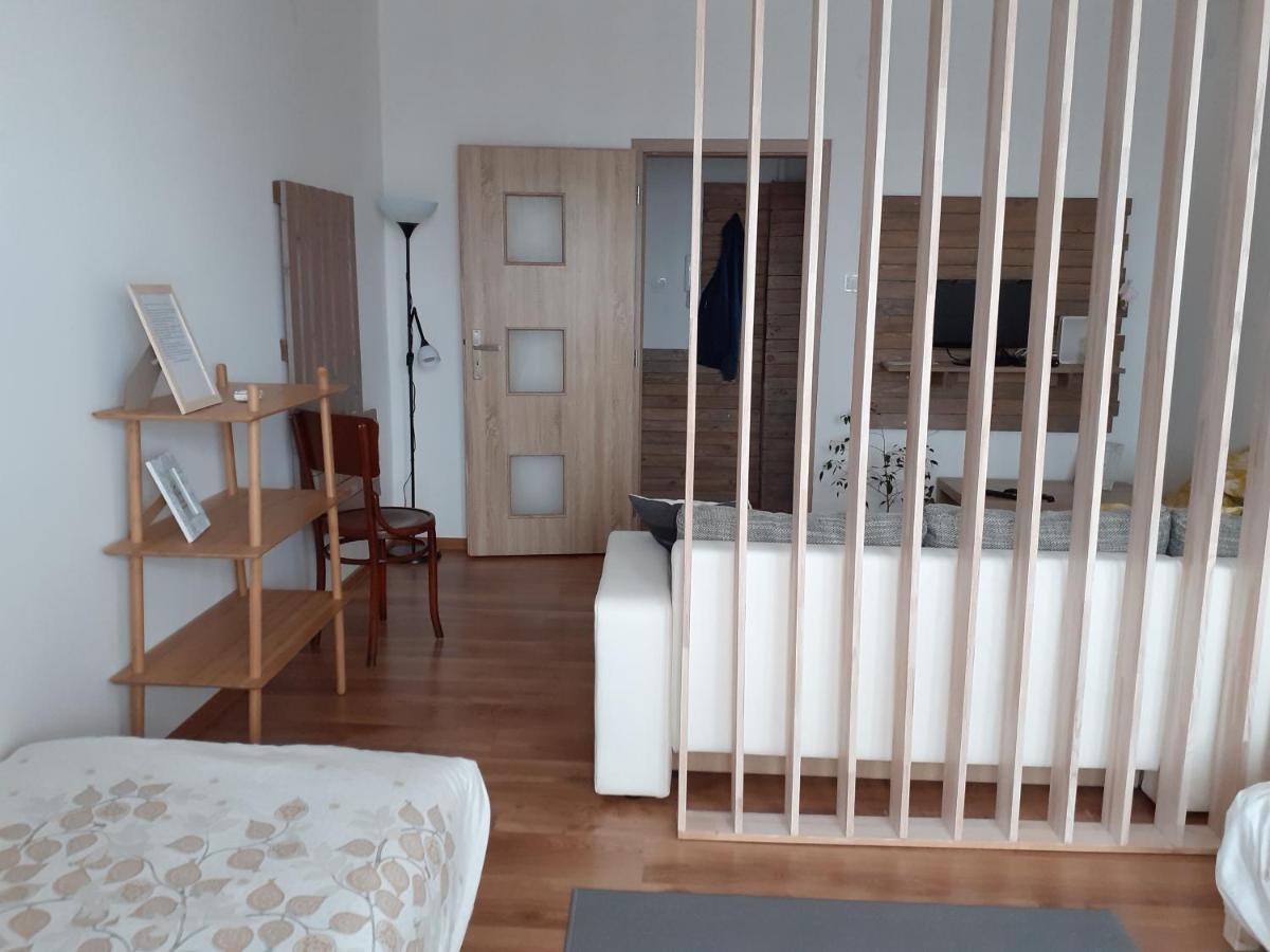 Deli Oldal Vendeghaz Apartment Eger Luaran gambar